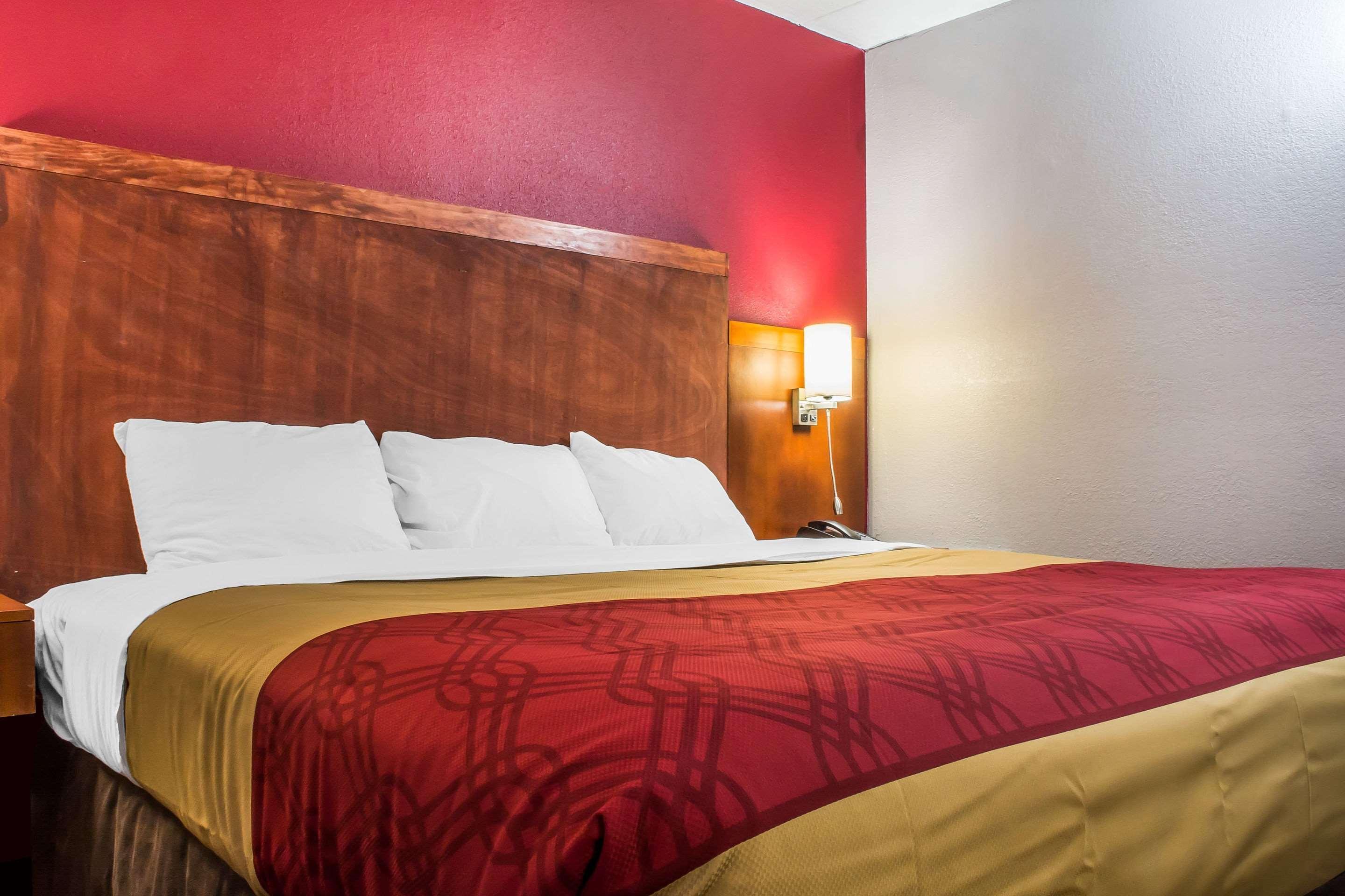Econo Lodge Brockport Εξωτερικό φωτογραφία