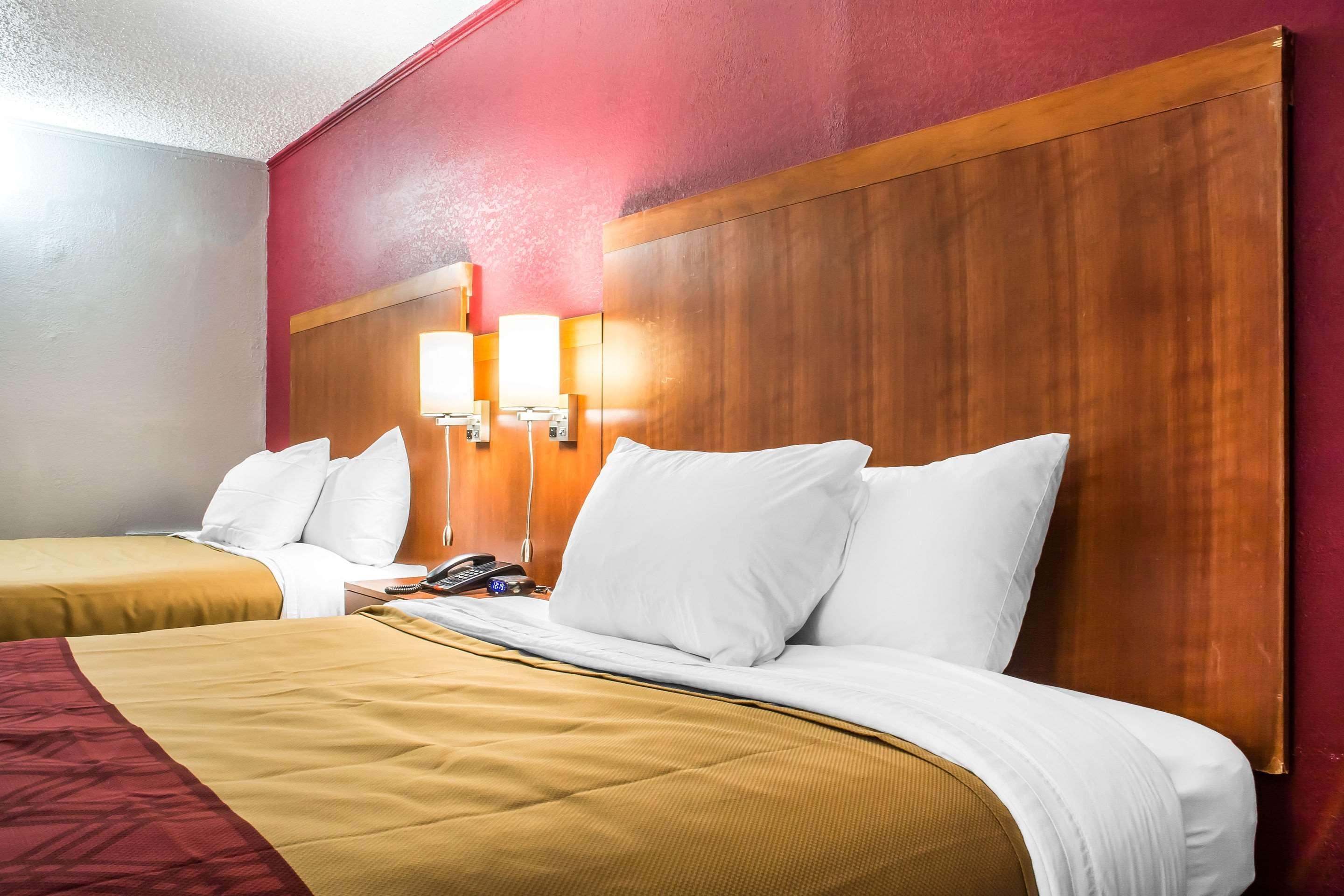 Econo Lodge Brockport Εξωτερικό φωτογραφία