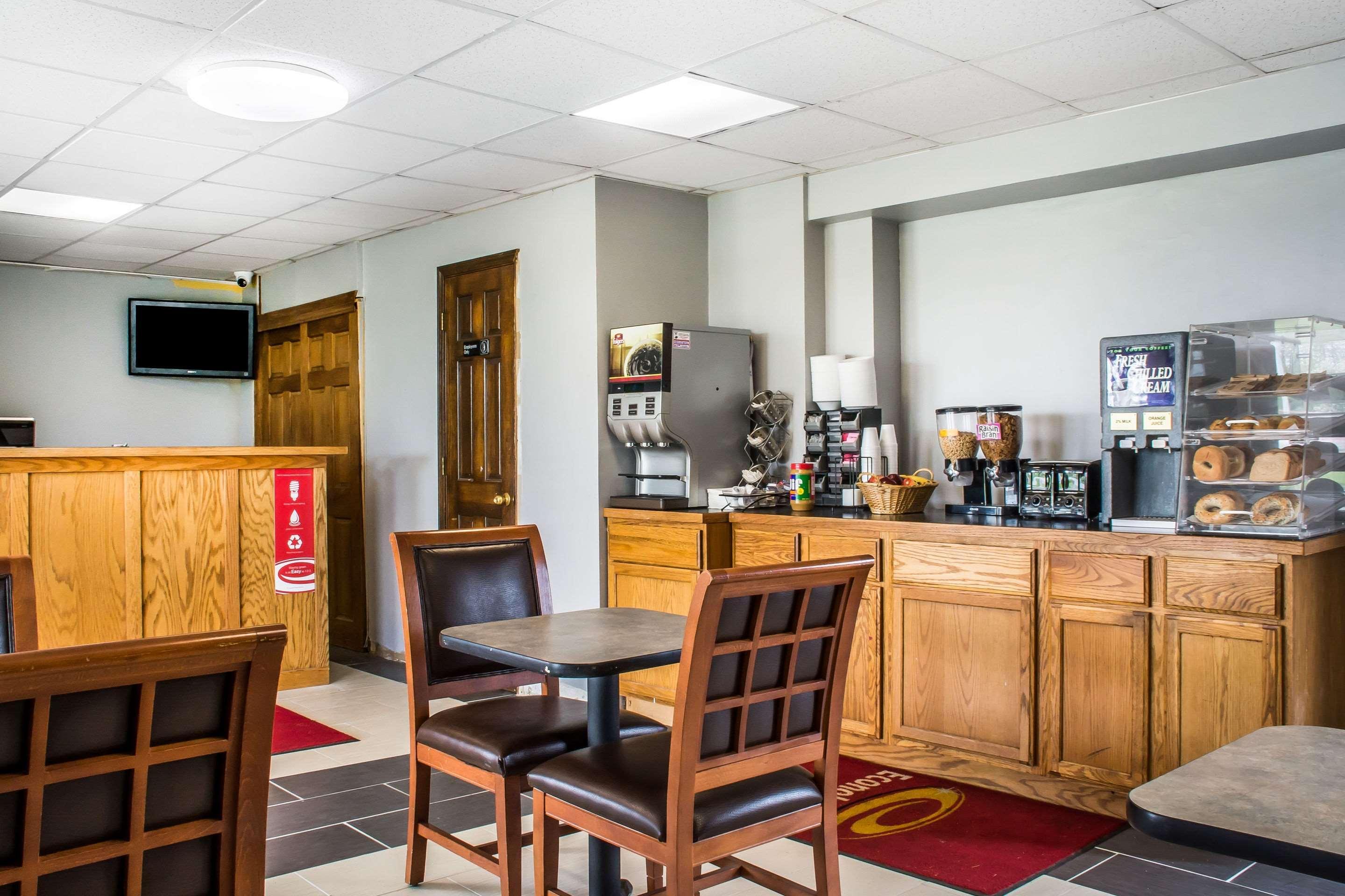 Econo Lodge Brockport Εξωτερικό φωτογραφία