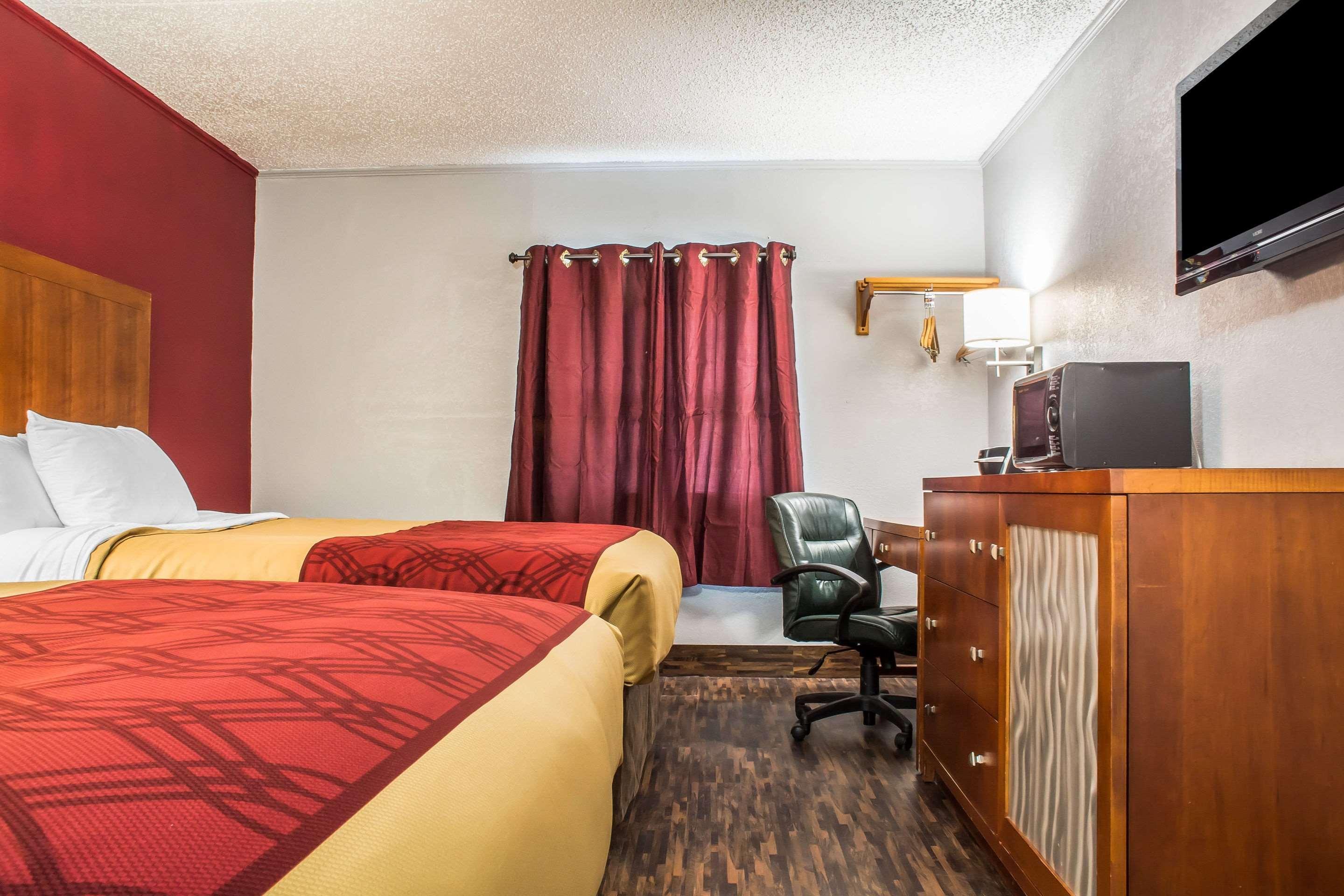 Econo Lodge Brockport Εξωτερικό φωτογραφία